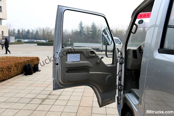 Foton Shidai Yuling VQ2 1.5L 112 ch 4X2(6 roues) essence 2,71 m double rangée camion plateau micro Cabine (1) | 86Trucks
