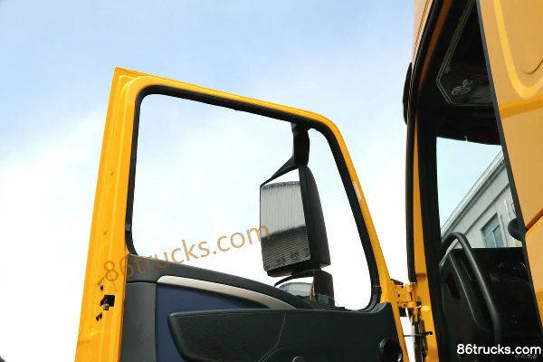 Sinotruk HOWO T7H Heavy Truck 540 hp 4X2(6 wheels) Tractor Truck (High Roof) Cab (2) | 86Trucks