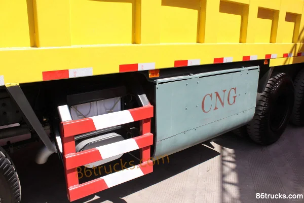 Sinotruk Yuanwei poids lourd 280 ch 8X4(12 roues) camion benne 7,4 m Châssis (2) | 86Trucks