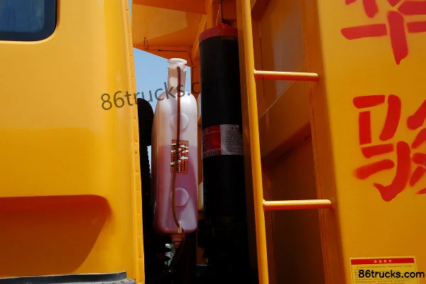 SAIC Hongyan King Kong Heavy Truck 310 hp 6X4(10 wheels) 5.2m dump truck Chassis (1) | 86Trucks