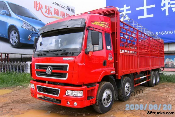 Dongfeng Liuqi Balong camion lourd 240 ch 8X4(12 roues) 9,6 m porteur à ridelles Extérieur (3) | 86Trucks