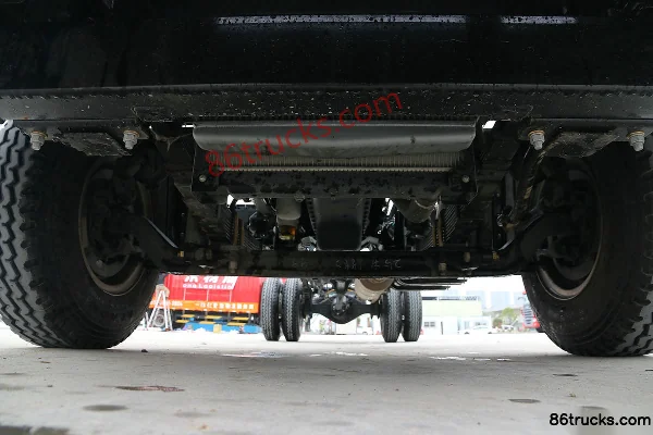 JAC Gallop A5L Medium Truck 180 hp 4X2(6 wheels) 5700 Wheelbase Cargo Truck Chassis (2) | 86Trucks
