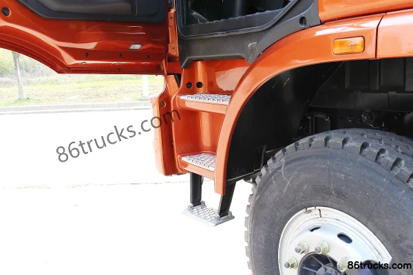 Union Truck U380 380 hp 8X4(12 wheels) 8.2m Dump Truck (Pengxiang wheel hub reduction axle) (high roof) Cab (2) | 86Trucks