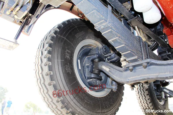Union Truck U380 380 hp 8X4(12 wheels) 8.2m Dump Truck (Pengxiang wheel hub reduction axle) (high roof) Chassis (1) | 86Trucks