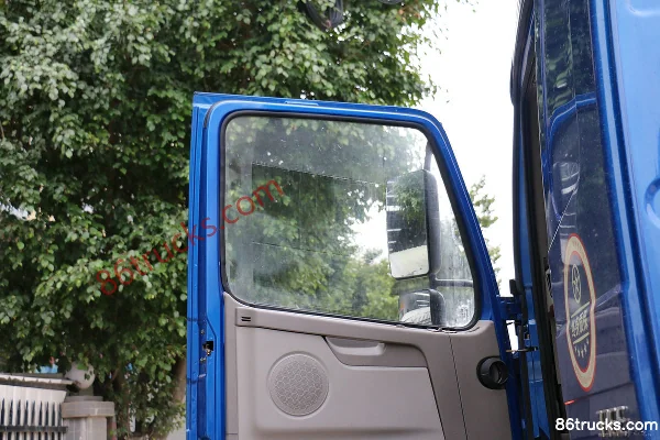 Dayun N8E Heavy Truck 336 hp 4X2(6 wheels) Tractor Truck (Port Special) Cab (1) | 86Trucks
