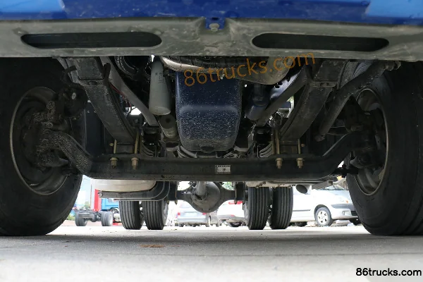 Dayun N8E Heavy Truck 336 hp 4X2(6 wheels) Tractor Truck (Port Special) Chassis (1) | 86Trucks