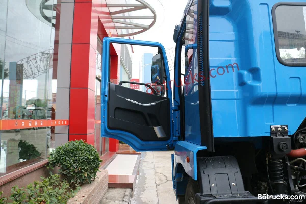 Dayun Fengchi Medium Truck 220 hp 4X2(6 wheels) 6.75m Flatbed Cargo Truck Cab (1) | 86Trucks