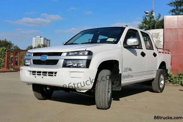 JAC Ruiling Standard 2014 2WD 2.2L Petrol Double Cab Pickup Cabine (3) | 86Trucks