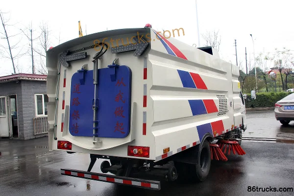 JMC Xinshunda 109 hp 4X2(6 wheels) Sweeper Truck (Huawei Chiled Brand) Body (2) | 86Trucks