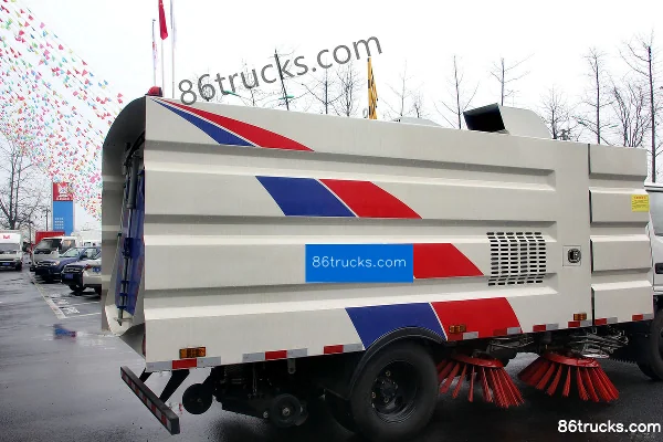 JMC Xinshunda 109 hp 4X2(6 wheels) Sweeper Truck (Huawei Chiled Brand) Body (1) | 86Trucks