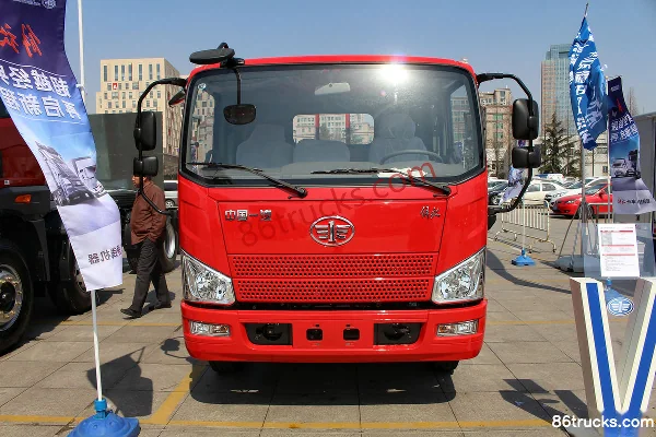 FAW Jiefang J6F 4.1L diesel 190 ch 4X2(6 roues) Fast Gear 8 vitesses 4,82 m cabine avancée camion porteur à ridelles Extérieur (2) | 86Truck