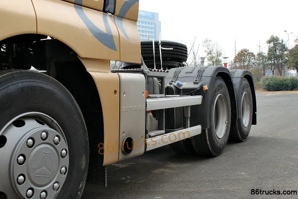 Sinotruk Sitrak C7H Heavy Truck 440hp 6X4(10 wheels) Tractor Truck Chassis (3) | 86Trucks