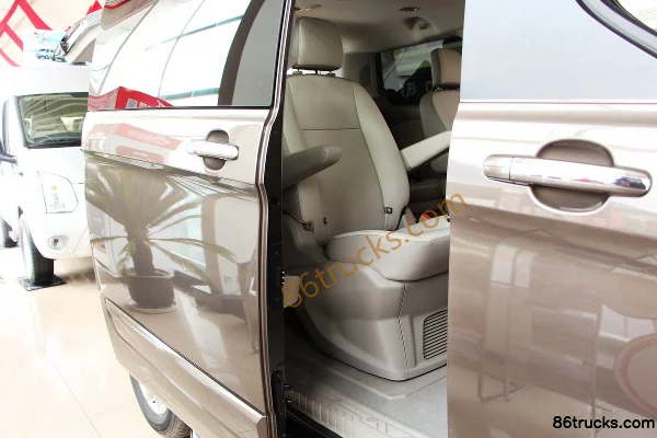 Ford Tourneo Titanium Elite Auto 203hp 2.0T panel van Cargo Box (1) | 86Trucks