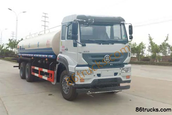 Chufei Chufei Sinotruk chassis water sprinkler truck