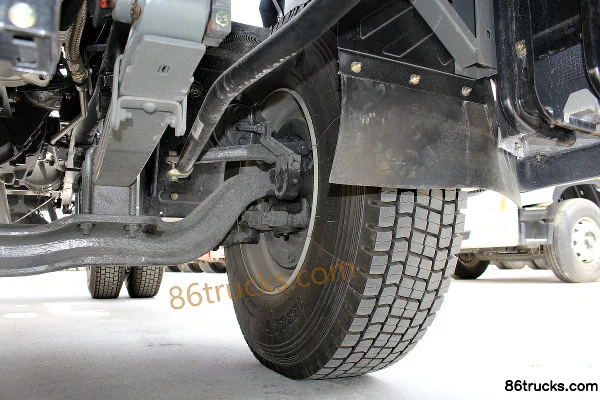 Sinotruk MAN camion lourd 340 ch 4X2(6 roues) tracteur routier Châssis (2) | 86Trucks