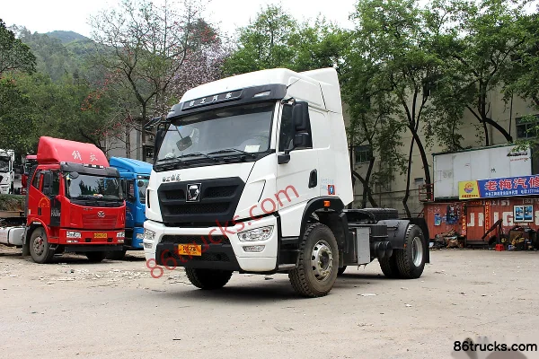 XCMG Qilong K série camion lourd 300 ch 4X2(6 roues) tracteur routier Extérieur (3) | 86Trucks