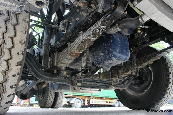 XCMG Qilong K série camion lourd 300 ch 4X2(6 roues) tracteur routier Châssis (2) | 86Trucks