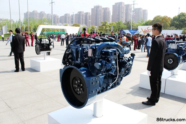 MaxxForce 4.8L 190hp 4.8L China V Diesel Engine Exterior (2) | 86Trucks