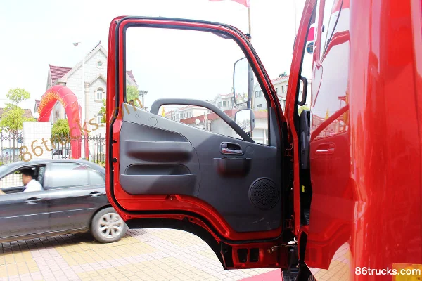 Foton Aoling CTX 156hp 4X2(6 wheels) 3800mm wheelbase single-row light truck chassis Cab (1) | 86Trucks