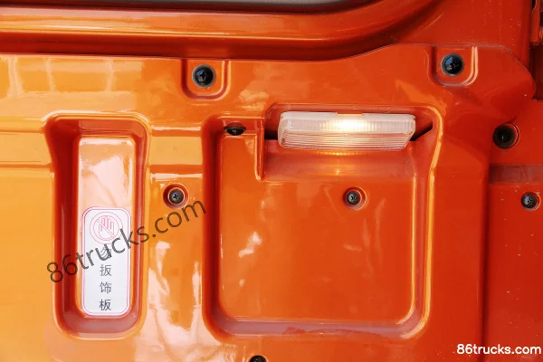 Dongfeng Liuqi Chenglong M7 Heavy Truck Wealth Creator 400hp 6X2(8 wheels) Tractor Truck Cab (3) | 86Trucks