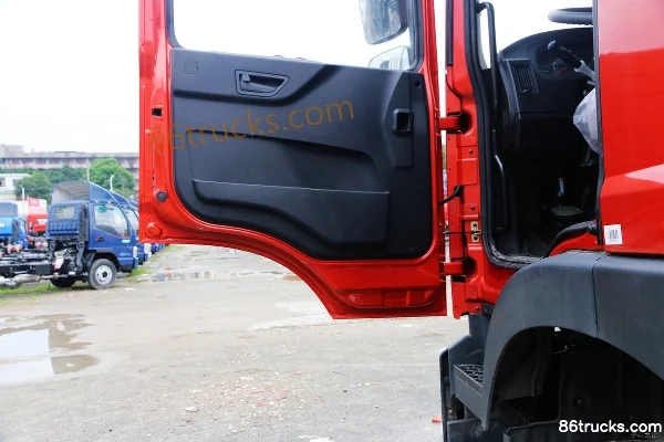 Dongfeng Chuangpu Heavy Truck 220 hp 6X2(8 wheels) Cargo Truck Chassis Cab (2) | 86Trucks