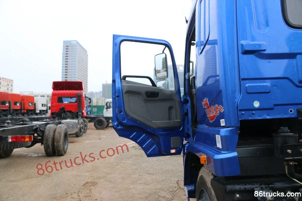 Sanhuan Shitong Haolong Medium Truck 160hp 4X2(6 wheels) 5200mm Wheelbase Cargo Truck Chassis Cab (1) | 86Trucks