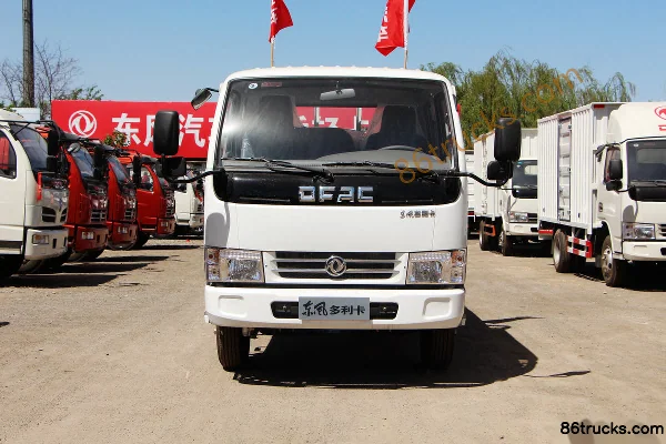 Dongfeng Duolika D5 2018 88hp 4X2(6 wheels) 2.4m double-row flatbed light truck Exterior (2) | 86Trucks