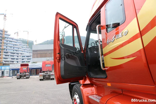 FAW Liute Anjie (L5R) camion lourd 420 ch 6X4(10 roues) tracteur routier à capot Cabine (1) | 86Trucks