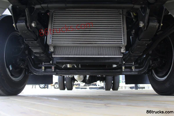 JAC Kangling K5 120 hp 4X2(6 wheels) single-row flatbed light truck (China V) Chassis (1) | 86Trucks