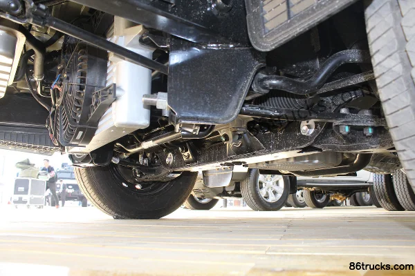 JAC Kangling X6 136hp 4X2(6 wheels) 3.11m single-row flatbed micro truck (China V) Chassis (3) | 86Trucks