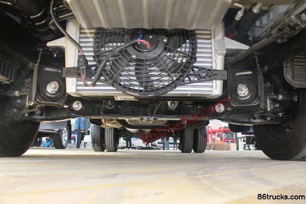JAC Kangling X6 136hp 4X2(6 wheels) 3.11m single-row flatbed micro truck (China V) Chassis (1) | 86Trucks
