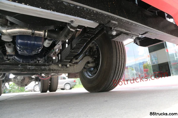 JAC Gallop K3W Heavy Truck Standard Load Edition 310 hp 4X2(6 wheels) Tractor Truck (High Roof) Chassis (3) | 86Trucks