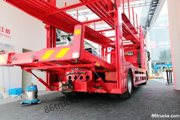 SAIC Hongyan Genlyon M100 camion lourd version standard 310 ch 4X2(6 roues) camion porteur à ridelles 5,8 m Carrosserie (3) | 86Trucks