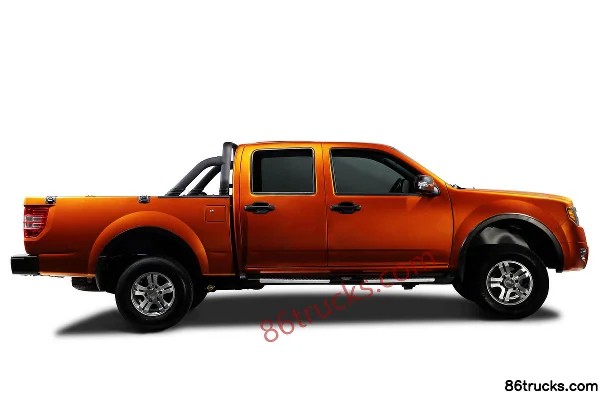 HIGER Longwei Classic Edition 2015 2WD 2.8T Diesel Double Cab Pickup Exterior (3) | 86Trucks