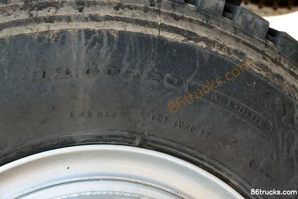 Foton Auman ETX 6 Series Heavy Truck 220 hp 6X2(8 wheels) 9.53m van cargo truck Chassis (3) | 86Trucks