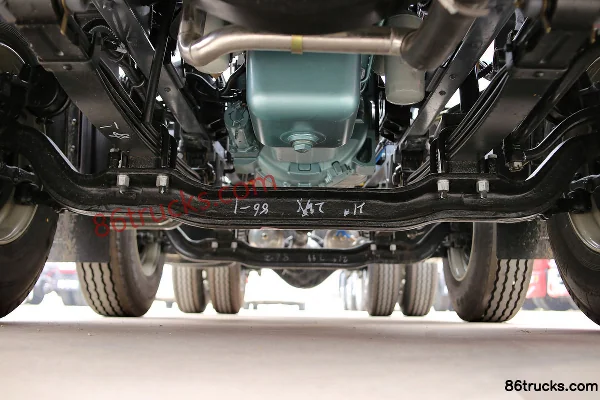 JAC Gallop K5ⅡW Heavy Truck 310 hp 6X2(8 wheels) Tractor Truck Chassis (1) | 86Trucks