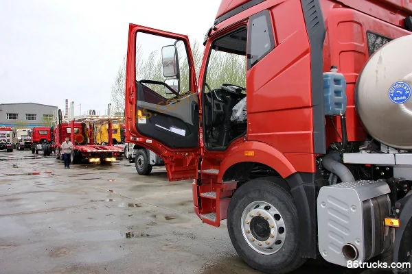 FAW Jiefang J6P tracteur routier LNG 350 ch 6X2(8 roues) version standard Cabine (1) | 86Trucks