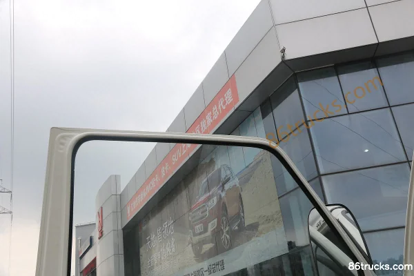 JMC New Kaiyun 116 hp 4X2(6 wheels) 4m Single Row Van Light Truck (Wide Body) Cab (2) | 86Trucks