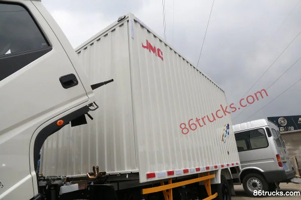 JMC New Kaiyun 116 hp 4X2(6 wheels) 4m Single Row Van Light Truck (Wide Body) (1) | 86Trucks