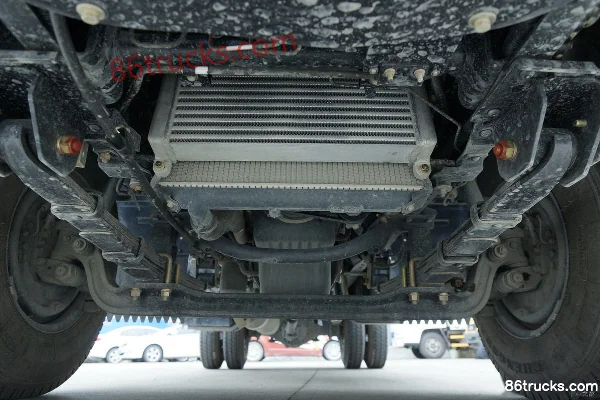 JMC New Shunda 109hp 4X2(6 wheels) 4.22m Single-Row Flatbed Light Truck Chassis (3) | 86Trucks