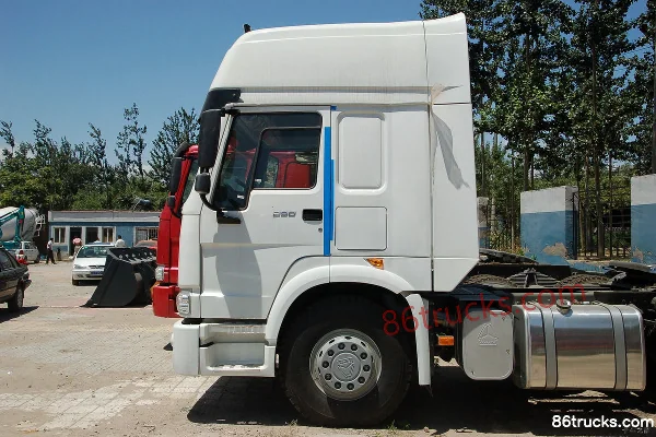 Sinotruk HOWO 290 ch 4X2(6 roues) tracteur routier (toit surélevé) Extérieur (2) | 86Trucks