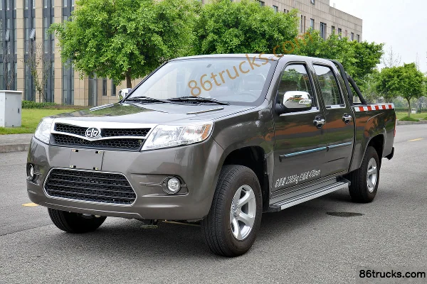 Huacai Pickup Comfort Edition 2016 2.2L Gas Long Wheelbase Double Row Pickup Cab (3) | 86Trucks