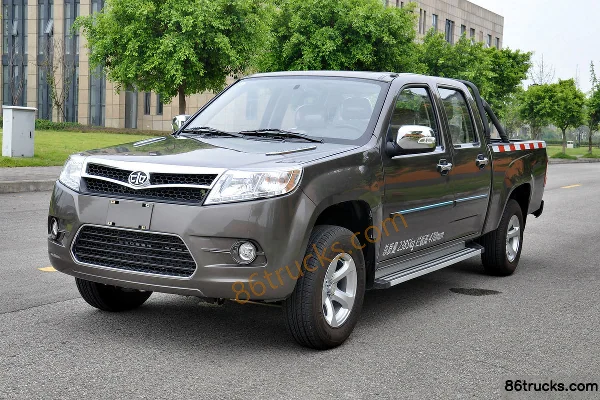 Pick-up Huakai version standard 2015 2,8 L diesel empattement long double cabine (3) | 86Trucks