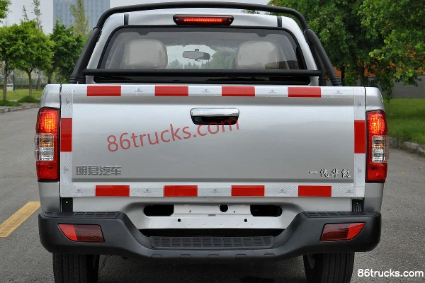 Huakai Pickup Standard Edition 2015 Model 2.8L Diesel Short Wheelbase Double Row Pickup Body (3) | 86Trucks