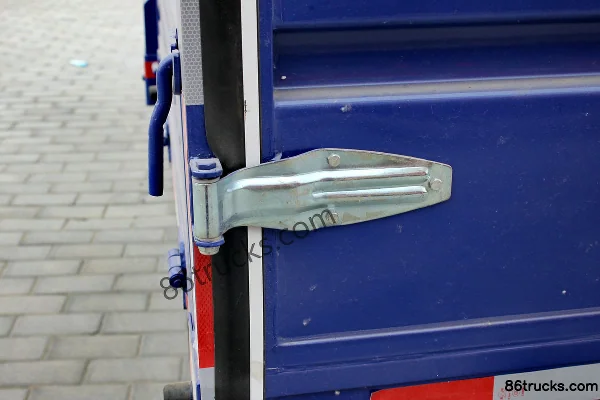 Tangjun Ouling Série T1 95 ch 4X2(6 roues) camion léger à grille à cabine simple 3,7 m Carrosserie (3) | 86Trucks