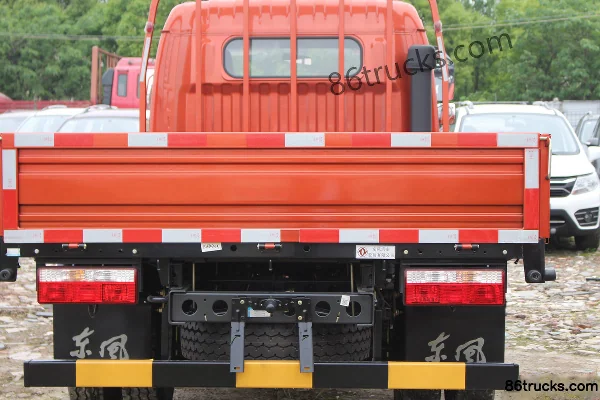 Dongfeng Duolika D6 130hp 4X2(6 wheels) 3.8m Semi-crew Flatbed Light Truck (Yellow Plate) Body (2) | 86Trucks