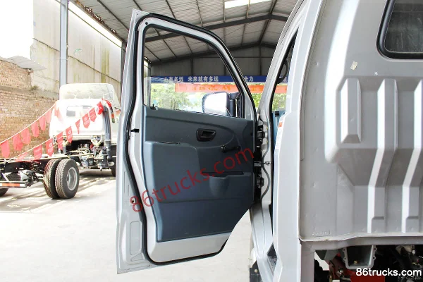 Sinotruk Wangpai W1 71hp 4X2(6 wheels) 2.6m Dump Truck Cab (1) | 86Trucks