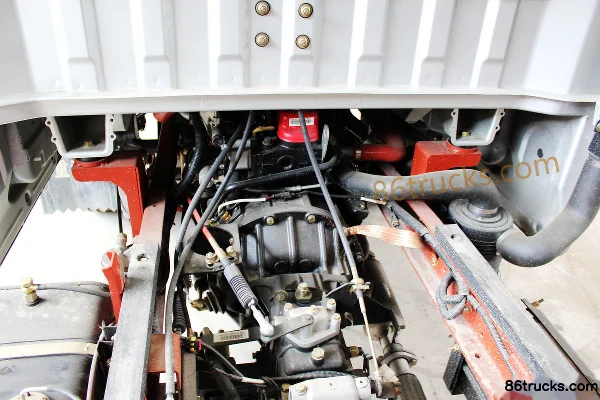 Sinotruk Wangpai W1 71hp 4X2(6 wheels) 2.6m Dump Truck Chassis (3) | 86Trucks
