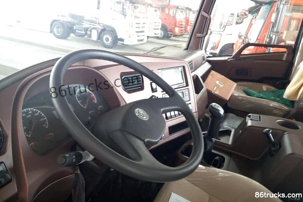 Sinotruk Wangpai W5B-M Heavy Truck 270hp 8X4(12 wheels) 6.8m Dump Truck Cab (1) | 86Trucks