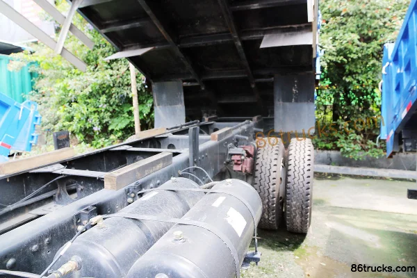 JAC Kangling Dingli 160 hp 4X2(6 wheels) 6.5m dump truck (Changtai) Chassis (1) | 86Trucks